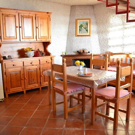 Апартаменты 'La Torre Di Adele' Pianillo Экстерьер фото